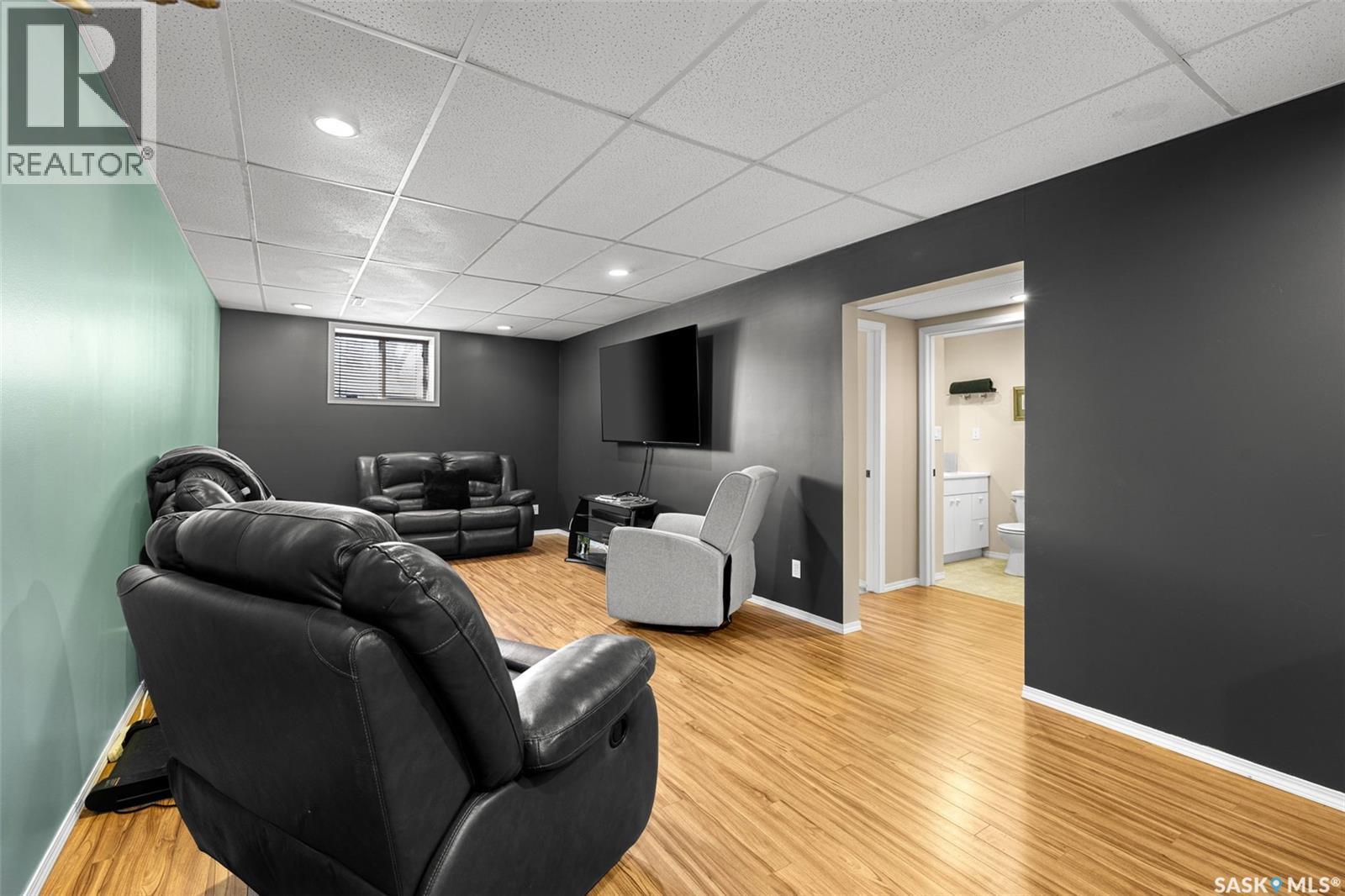 359 4th Avenue Se, Swift Current, Saskatchewan  S9H 3L7 - Photo 24 - SK031498