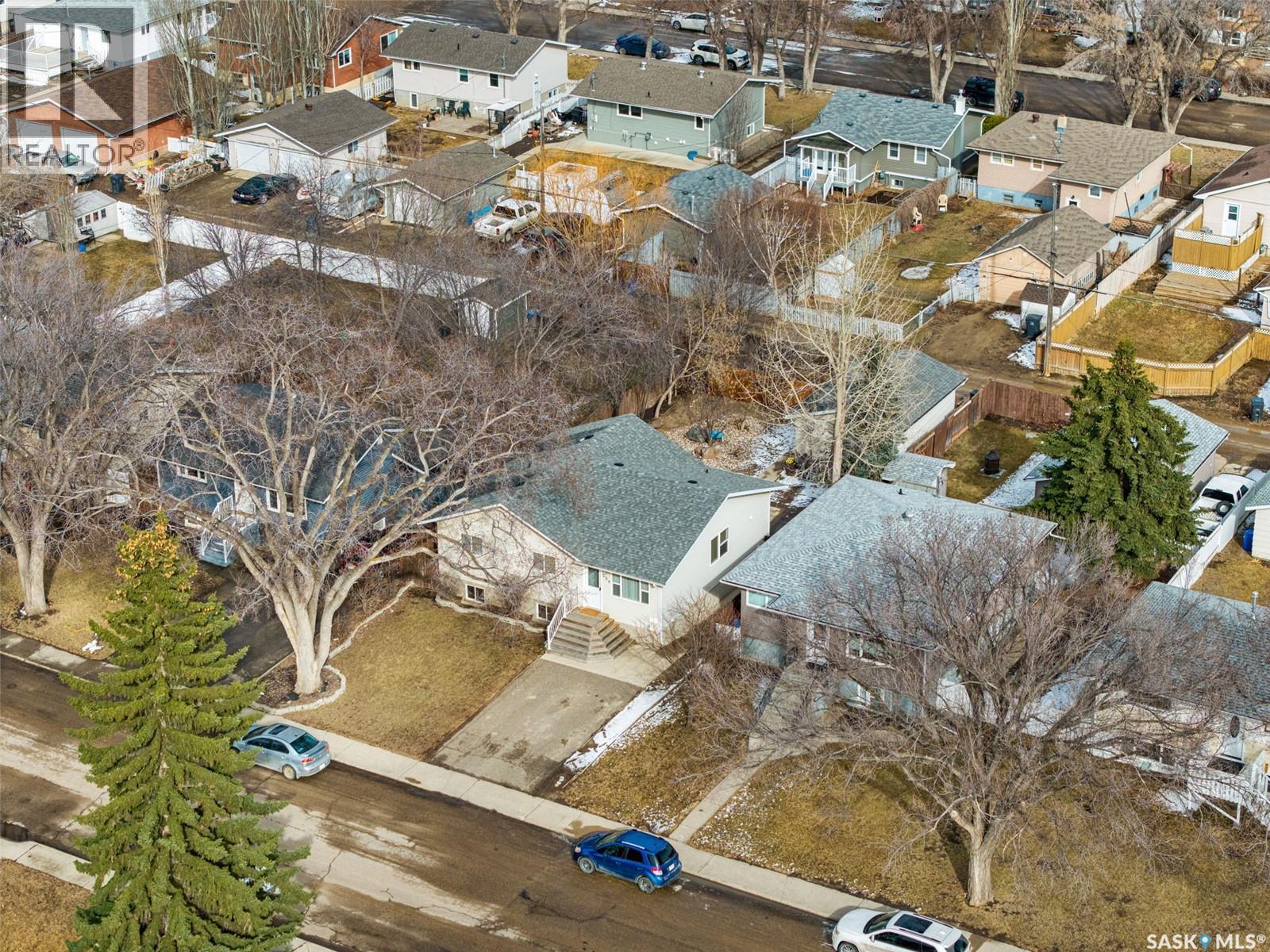 359 4th Avenue Se, Swift Current, Saskatchewan  S9H 3L7 - Photo 36 - SK031498