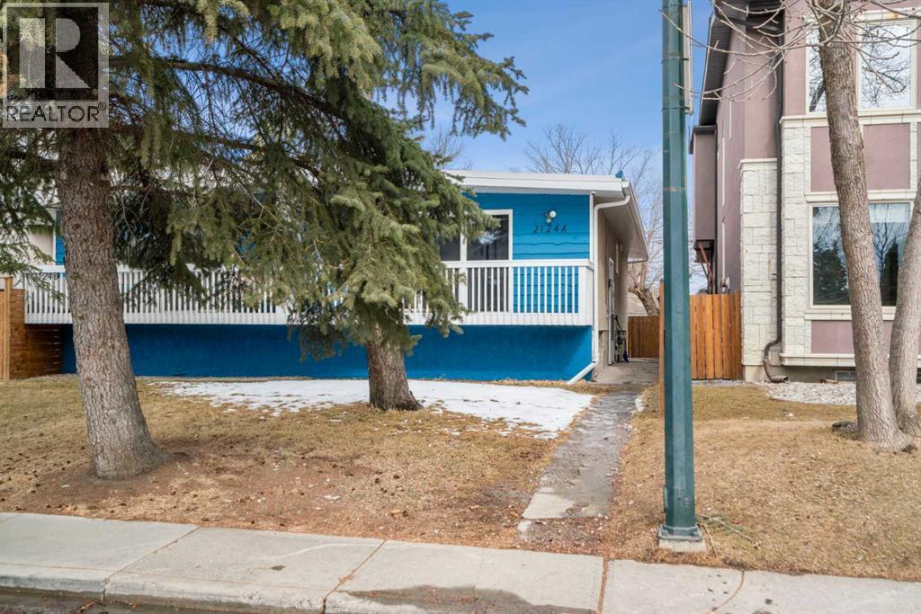2124a 52 Avenue Sw, Calgary, Alberta  T3E 1K3 - Photo 2 - A2293688