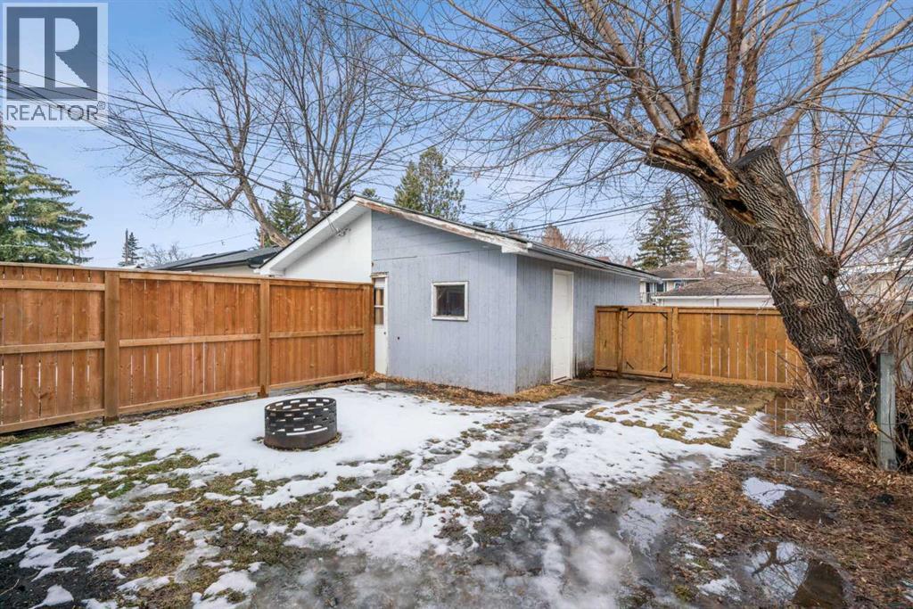 2124a 52 Avenue Sw, Calgary, Alberta  T3E 1K3 - Photo 30 - A2293688