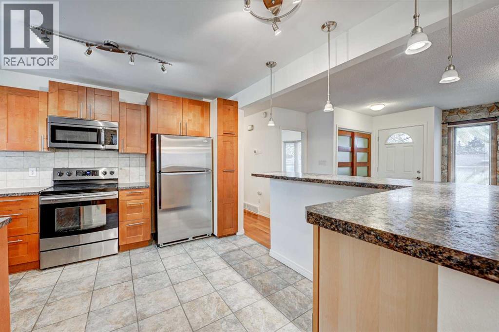 7739 Fleetwood Drive Se, Calgary, Alberta  T2H 0X2 - Photo 10 - A2294032