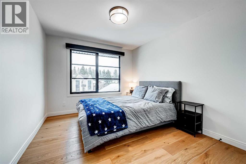 6755 Livingstone Drive Sw, Calgary, Alberta  T3E 6J2 - Photo 29 - A2296083