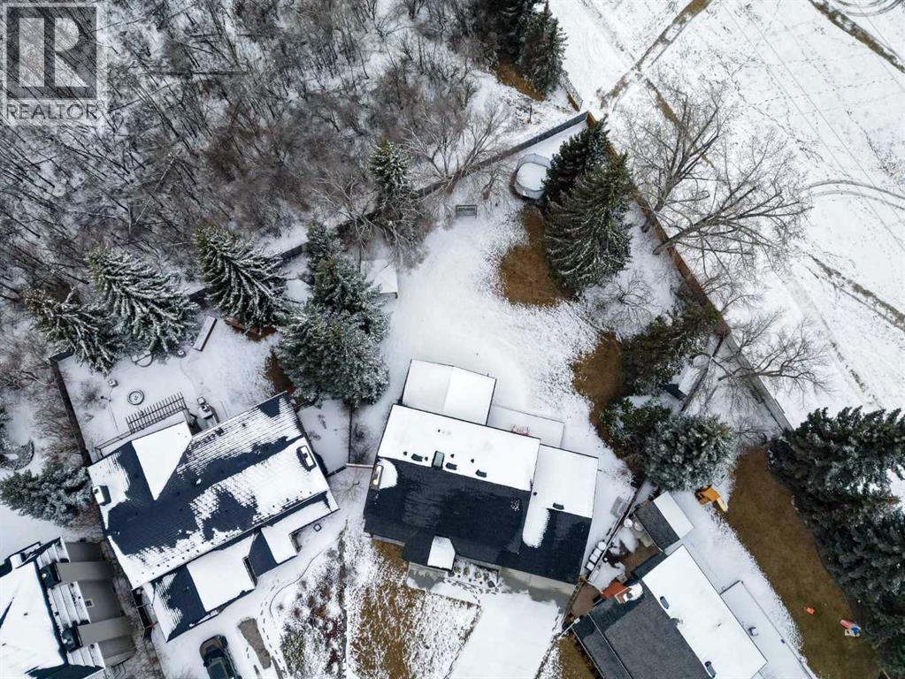 6755 Livingstone Drive Sw, Calgary, Alberta  T3E 6J2 - Photo 41 - A2296083