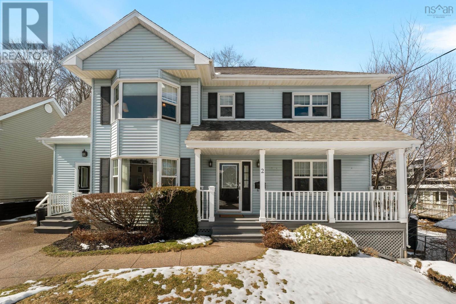 2 Mount Royal Court, Dartmouth, Nova Scotia