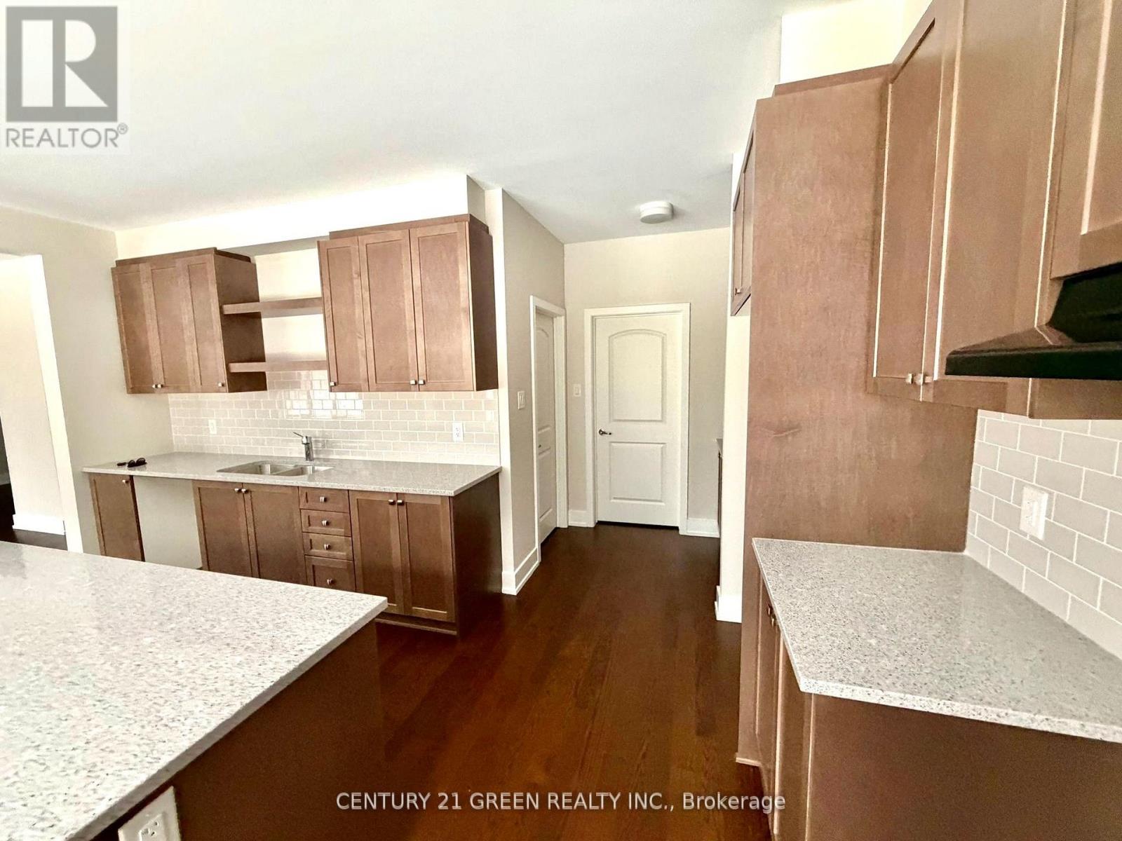 123 Tonic Crescent, Ottawa, Ontario  K2K 1X7 - Photo 3 - X12934310