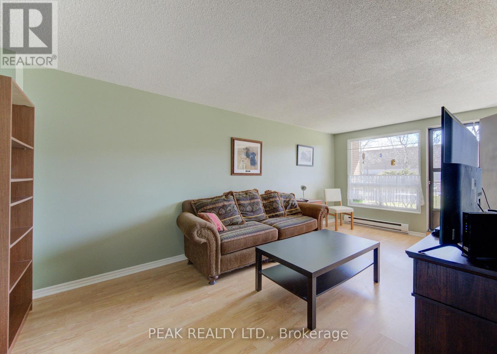 106 - 4 Avalon Place, Kitchener, Ontario  N2M 4N6 - Photo 11 - X12934342