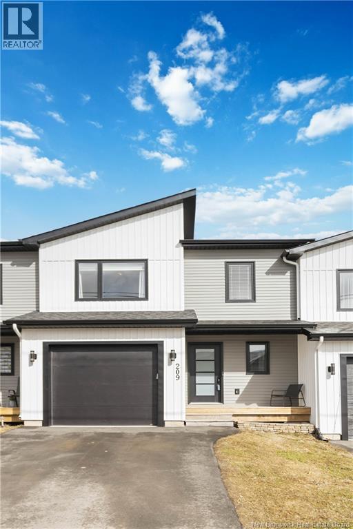 209 Norbert, Dieppe, New Brunswick  E1A 9Y9 - Photo 1 - NB133833