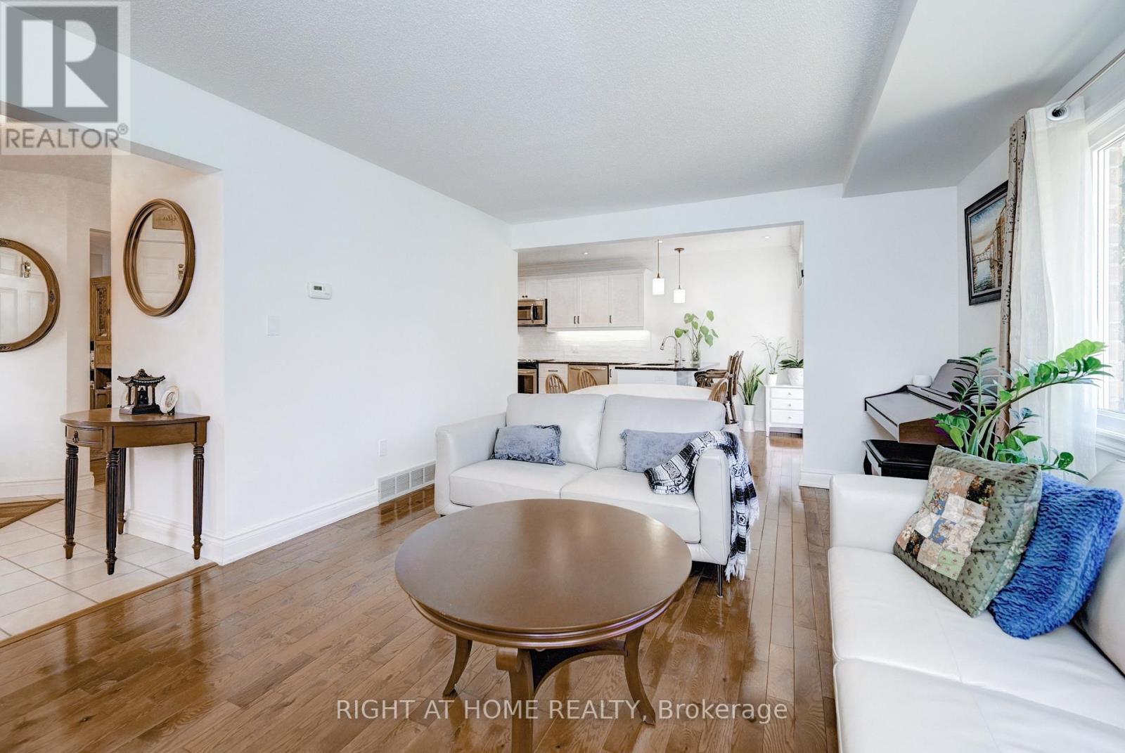 10 - 524 Beechwood Drive, Waterloo, Ontario  N2T 2G9 - Photo 10 - X12934384