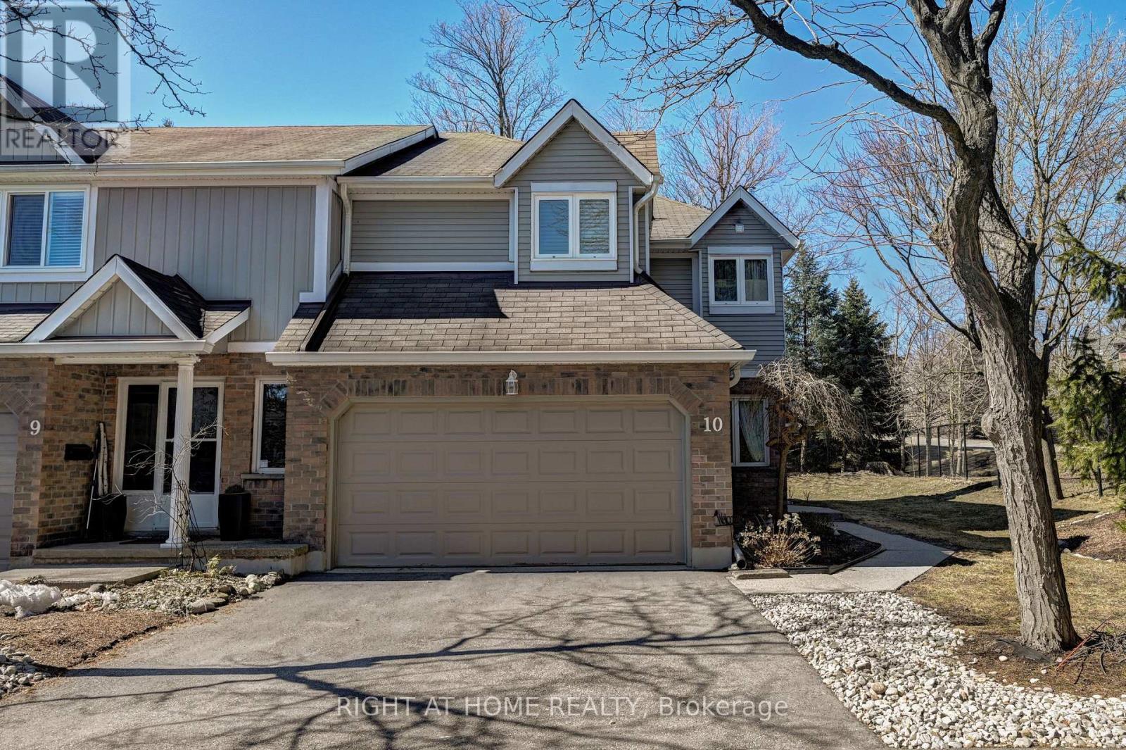 10 - 524 Beechwood Drive, Waterloo, Ontario  N2T 2G9 - Photo 2 - X12934384