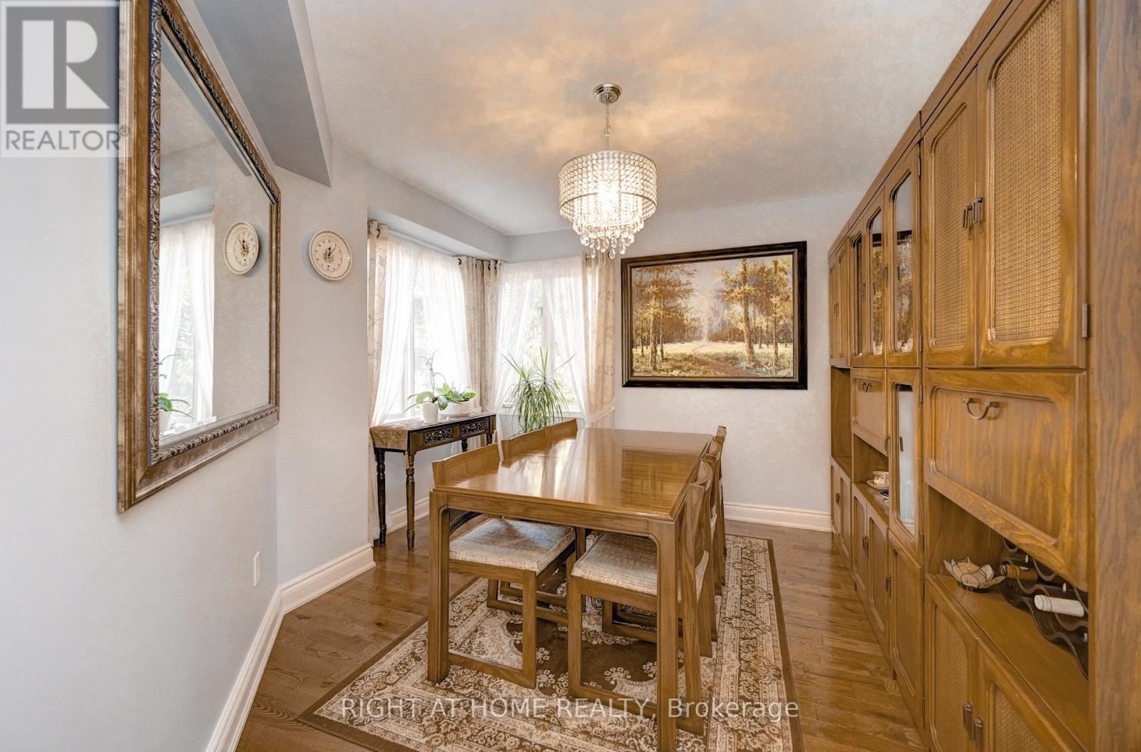 10 - 524 Beechwood Drive, Waterloo, Ontario  N2T 2G9 - Photo 7 - X12934384