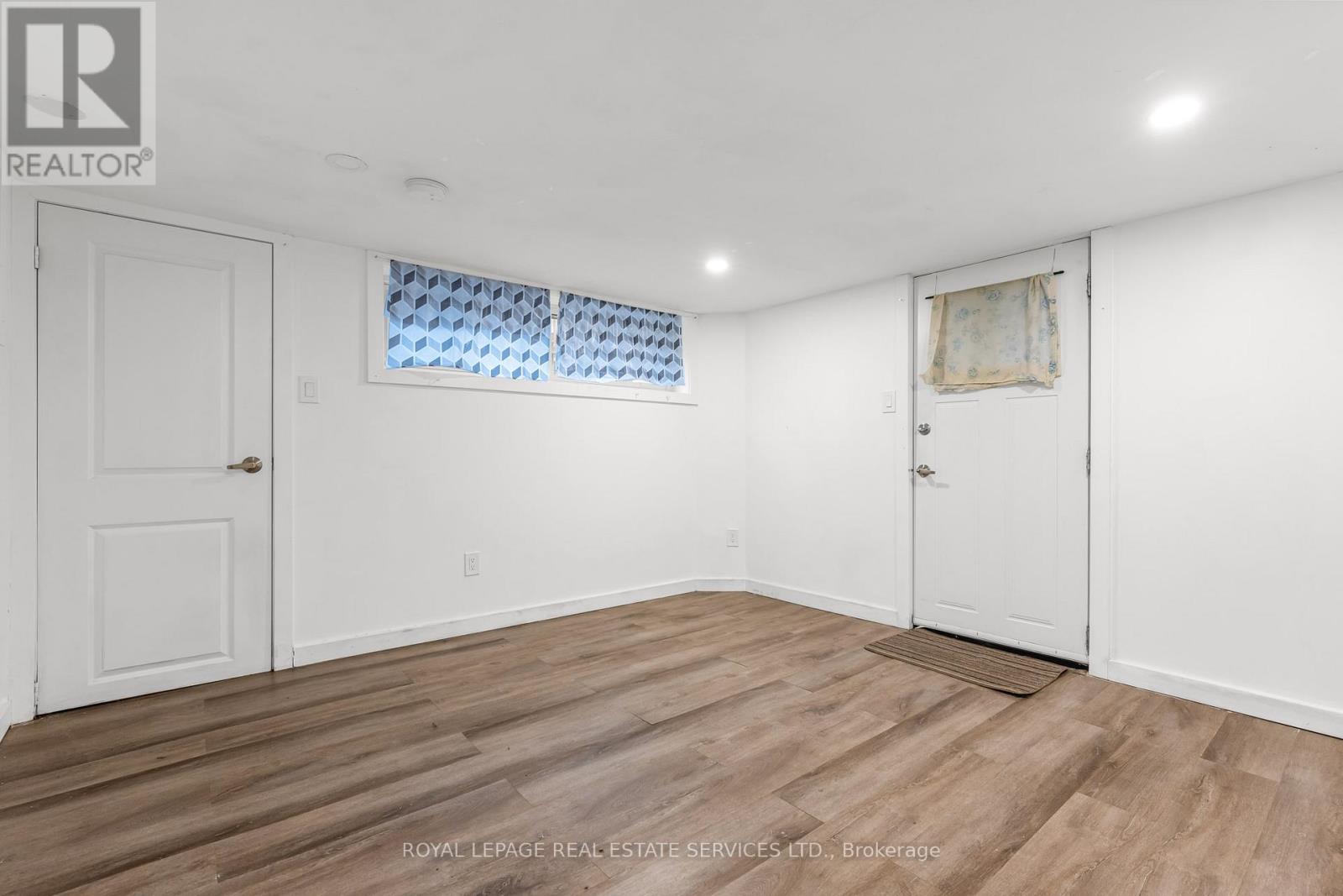 Lower - 58 East Avenue S, Hamilton (Stinson), Ontario  L8N 2T4 - Photo 3 - X12934404