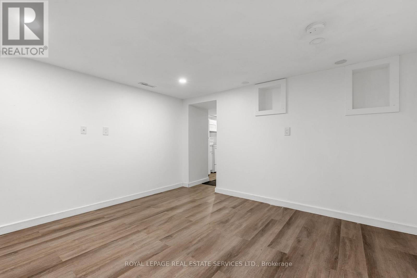 Lower - 58 East Avenue S, Hamilton (Stinson), Ontario  L8N 2T4 - Photo 4 - X12934404