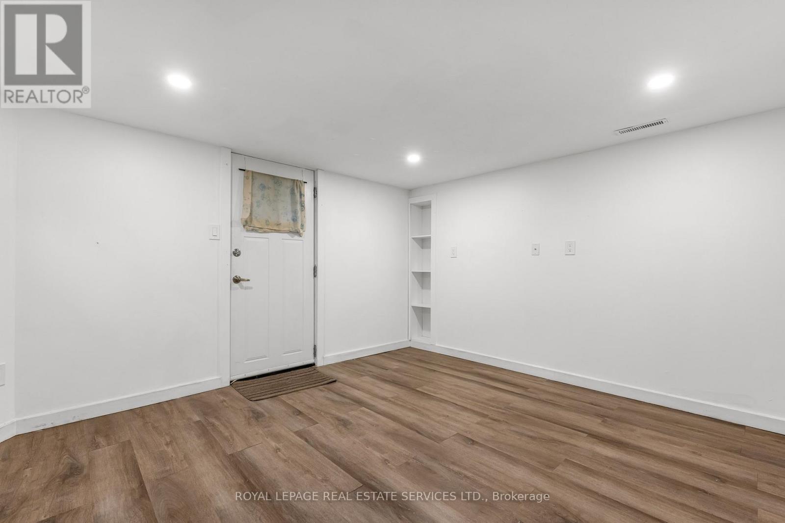 Lower - 58 East Avenue S, Hamilton (Stinson), Ontario  L8N 2T4 - Photo 5 - X12934404