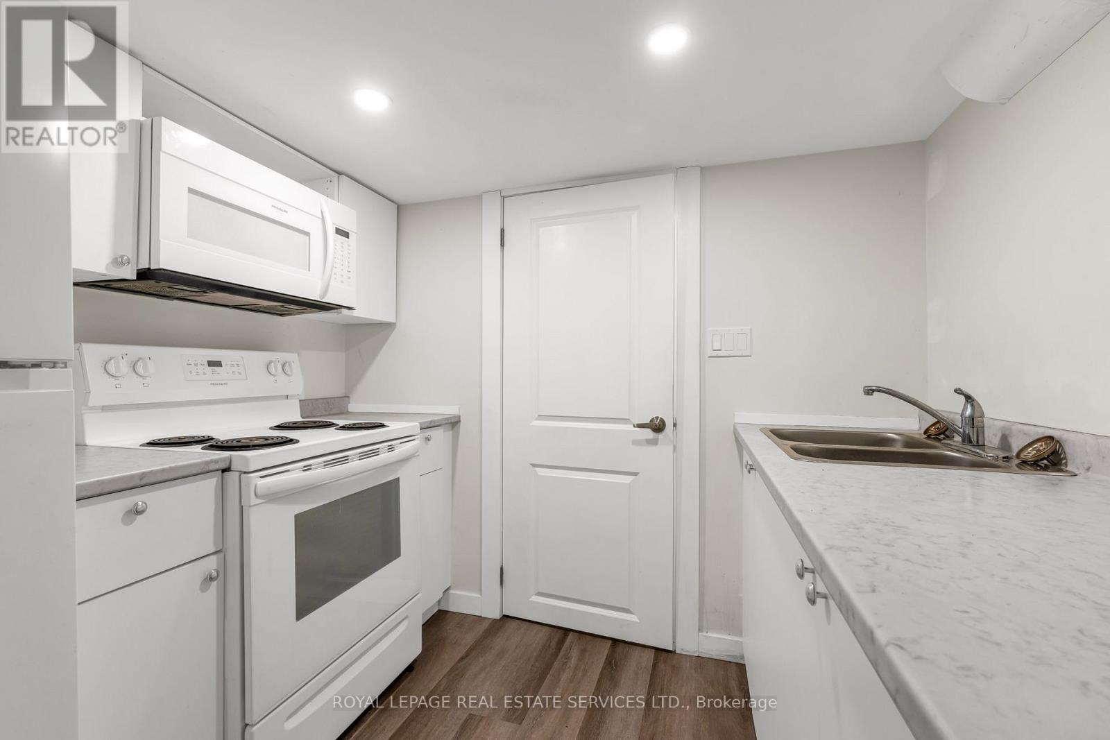 Lower - 58 East Avenue S, Hamilton (Stinson), Ontario  L8N 2T4 - Photo 6 - X12934404