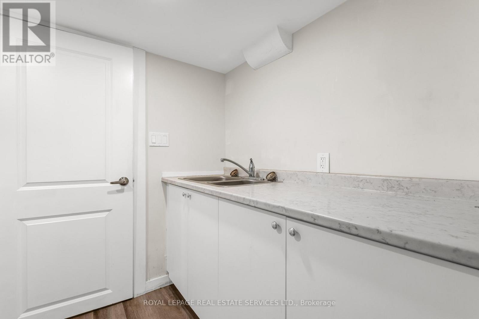 Lower - 58 East Avenue S, Hamilton (Stinson), Ontario  L8N 2T4 - Photo 7 - X12934404