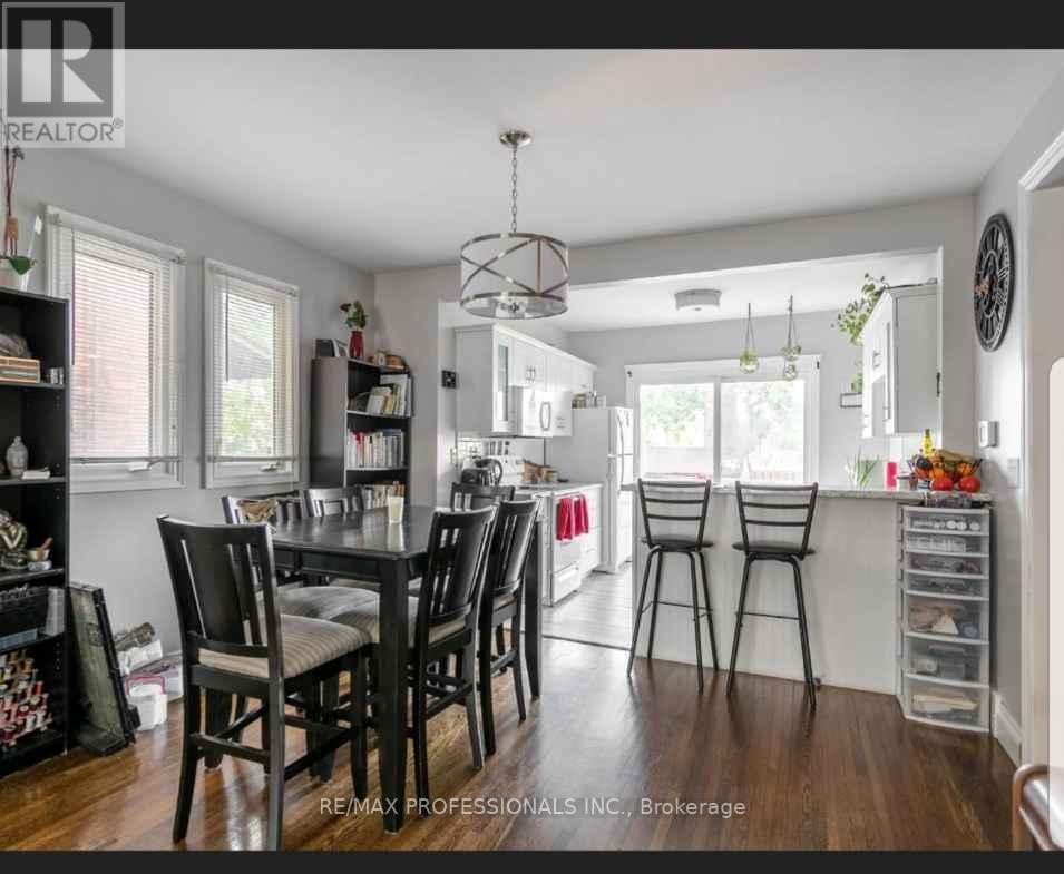 Main - 1371 Marentette S, Windsor, Ontario  N8X 4C9 - Photo 4 - X12934452