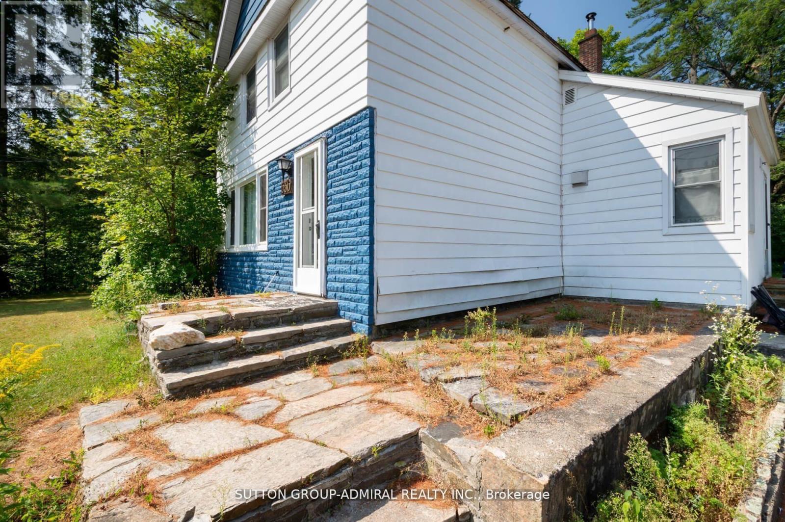 536/538 Muskoka Road 3 N, Huntsville (Chaffey), Ontario  P1H 1C8 - Photo 3 - X12934470