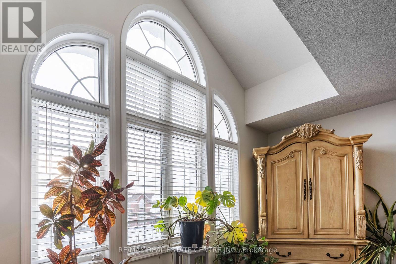 673 Armstrong Boulevard, Milton, Ontario  L9T 0H4 - Photo 16 - W12934498