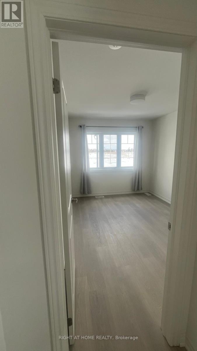 68 Sanderson Drive, Kawartha Lakes, Ontario  K9V 0S8 - Photo 35 - X12769522