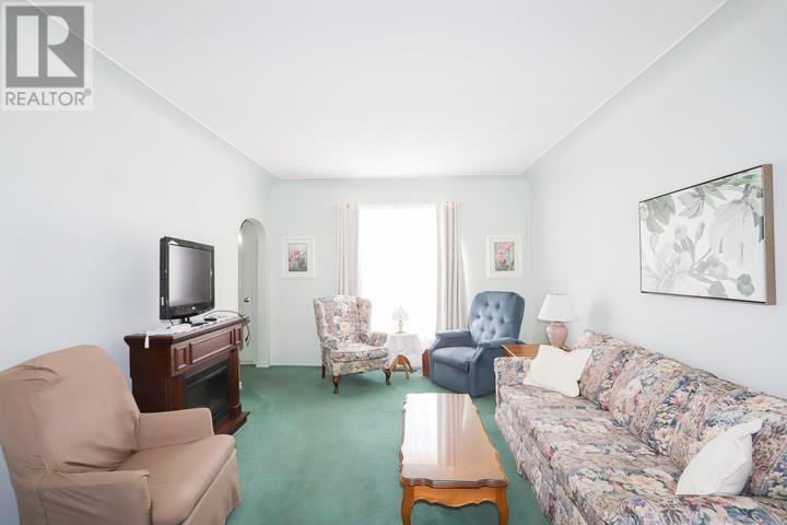 190 Lake St, Sault Ste. Marie, Ontario  P6A 4B1 - Photo 15 - SM260524