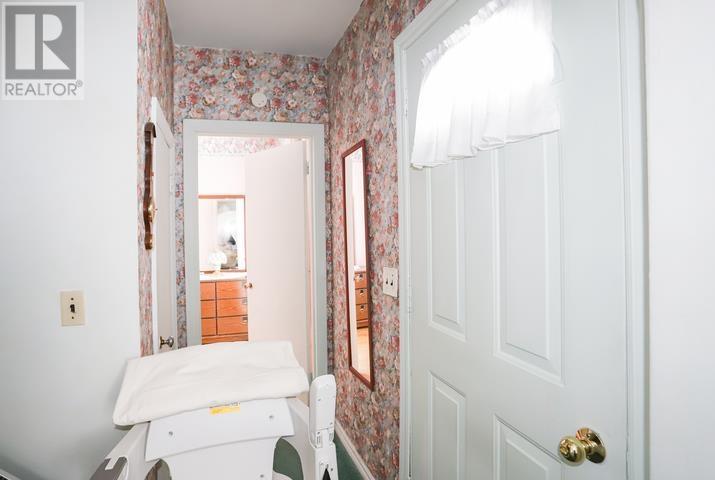 190 Lake St, Sault Ste. Marie, Ontario  P6A 4B1 - Photo 16 - SM260524