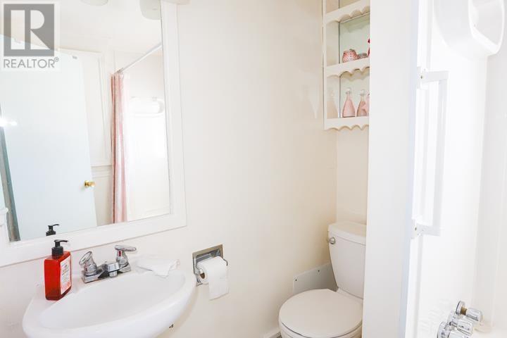 190 Lake St, Sault Ste. Marie, Ontario  P6A 4B1 - Photo 29 - SM260524