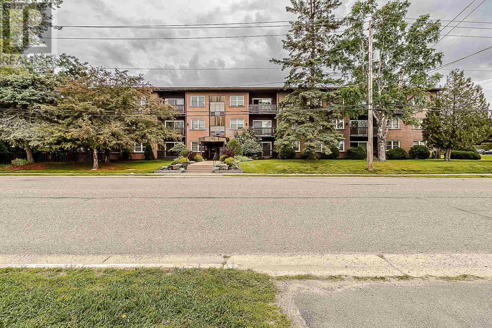 570 Macdonald Ave # 202, Sault Ste. Marie, Ontario  P6B 1J3 - Photo 38 - SM260534