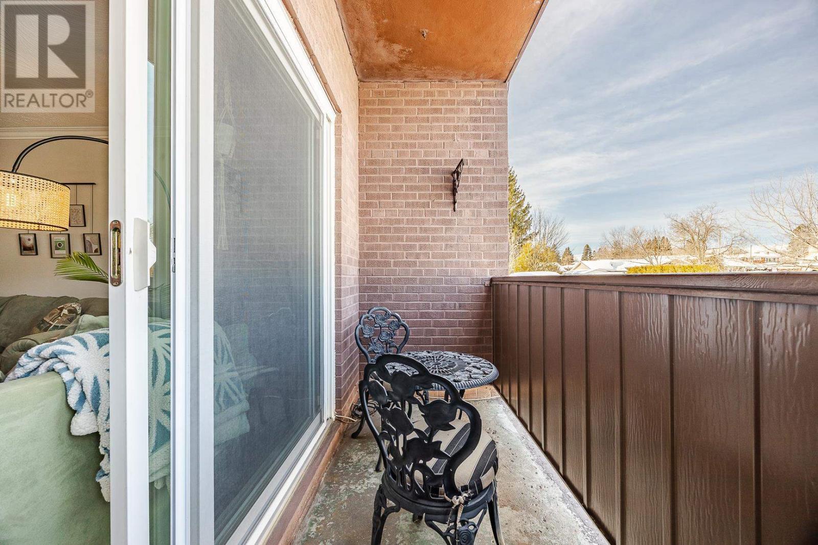 570 Macdonald Ave # 202, Sault Ste. Marie, Ontario  P6B 1J3 - Photo 29 - SM260534