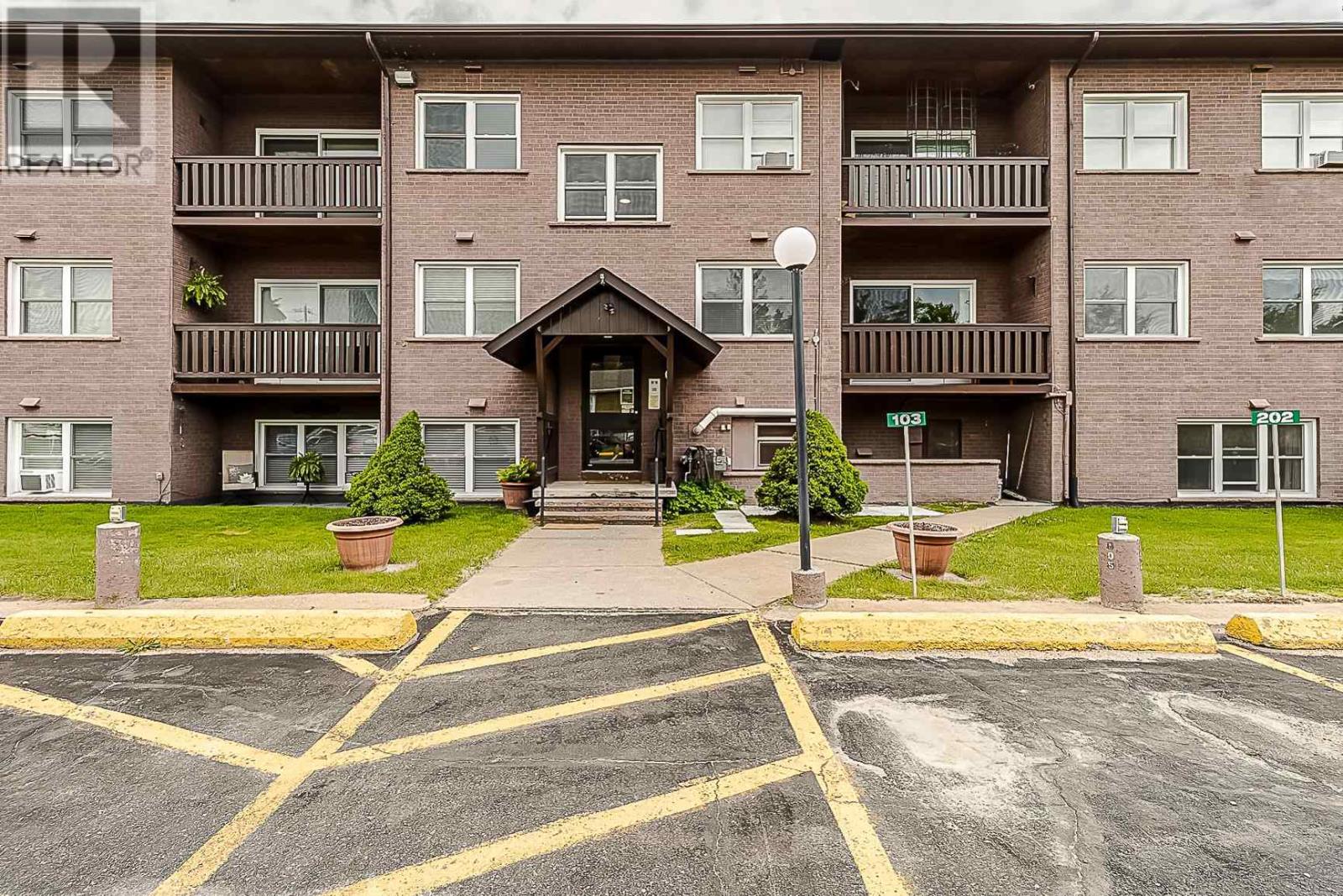 570 Macdonald Ave # 202, Sault Ste. Marie, Ontario  P6B 1J3 - Photo 35 - SM260534