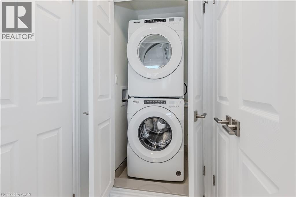 6 Lomond Lane, Kitchener, Ontario N2R 0R4 - Photo 38 - 40814301