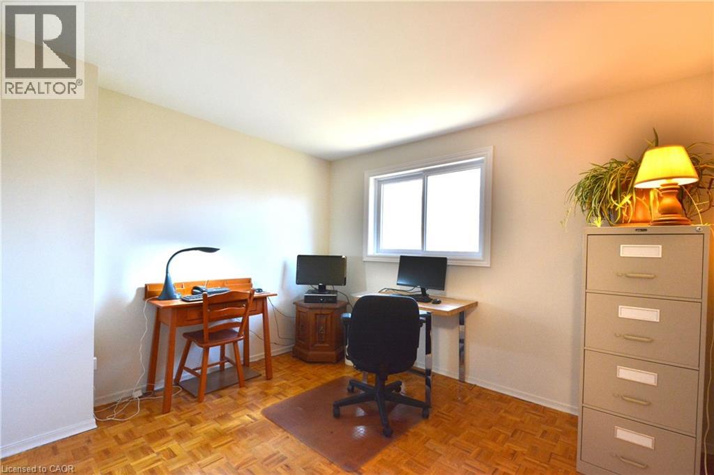 562 Forestwood Crescent, Burlington, Ontario  L7L 4K3 - Photo 17 - 40813267