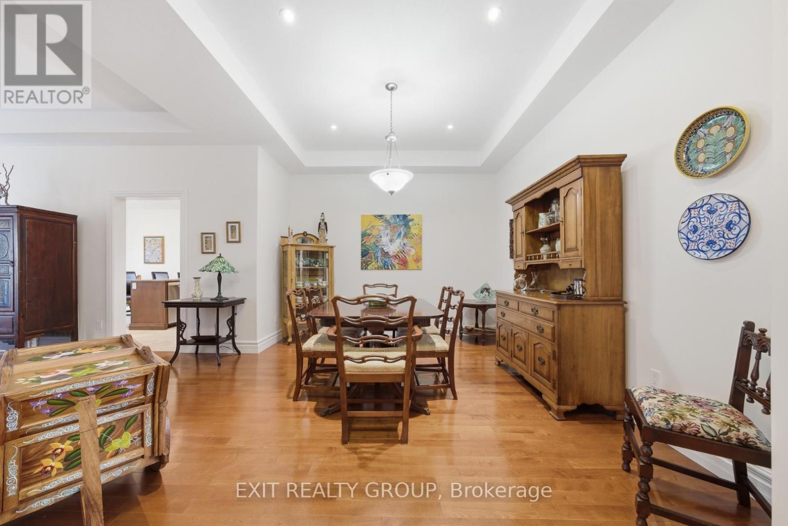 68 Maplehurst Crescent, Prince Edward County, Ontario  K0K 3L0 - Photo 12 - X12934690