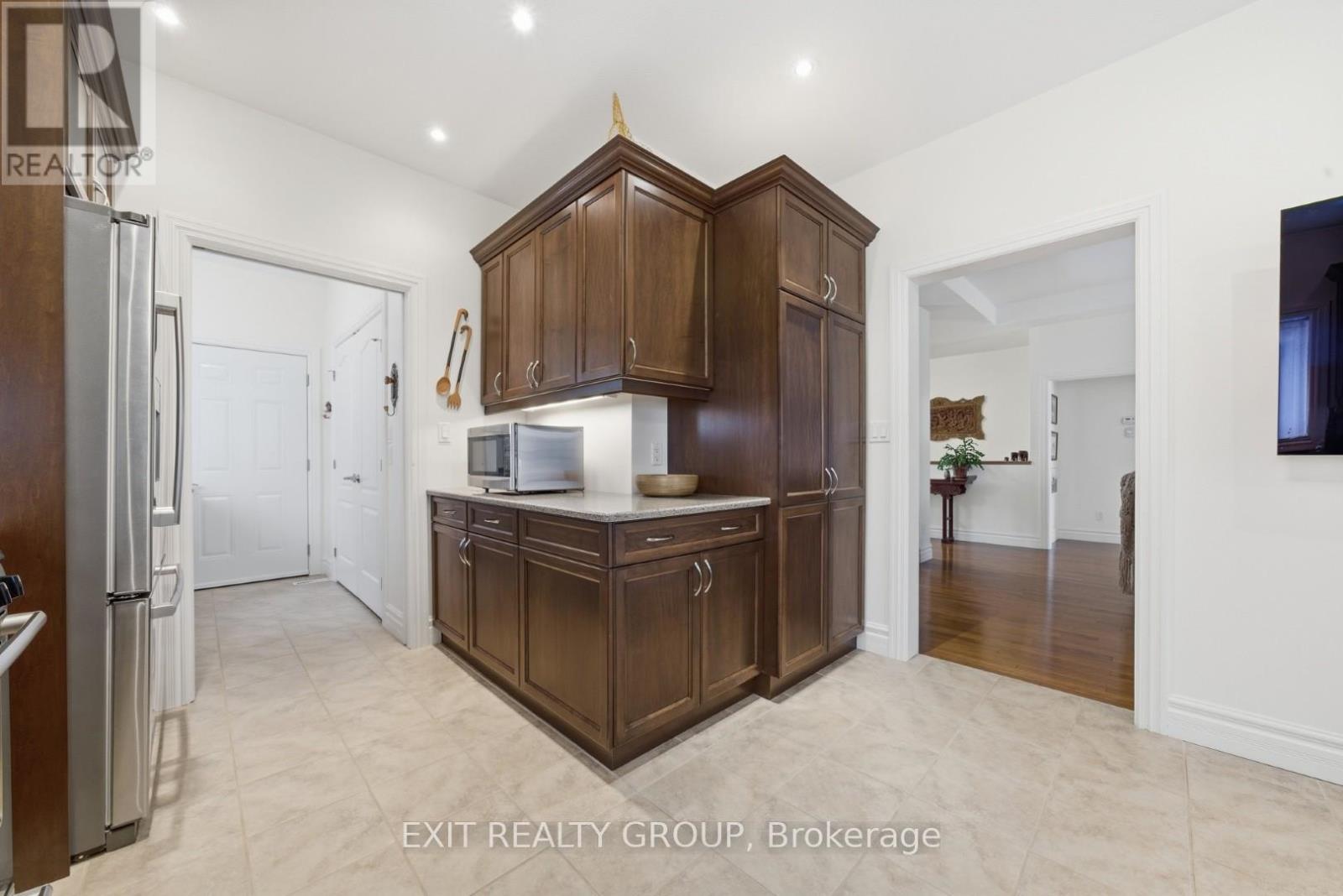 68 Maplehurst Crescent, Prince Edward County, Ontario  K0K 3L0 - Photo 21 - X12934690