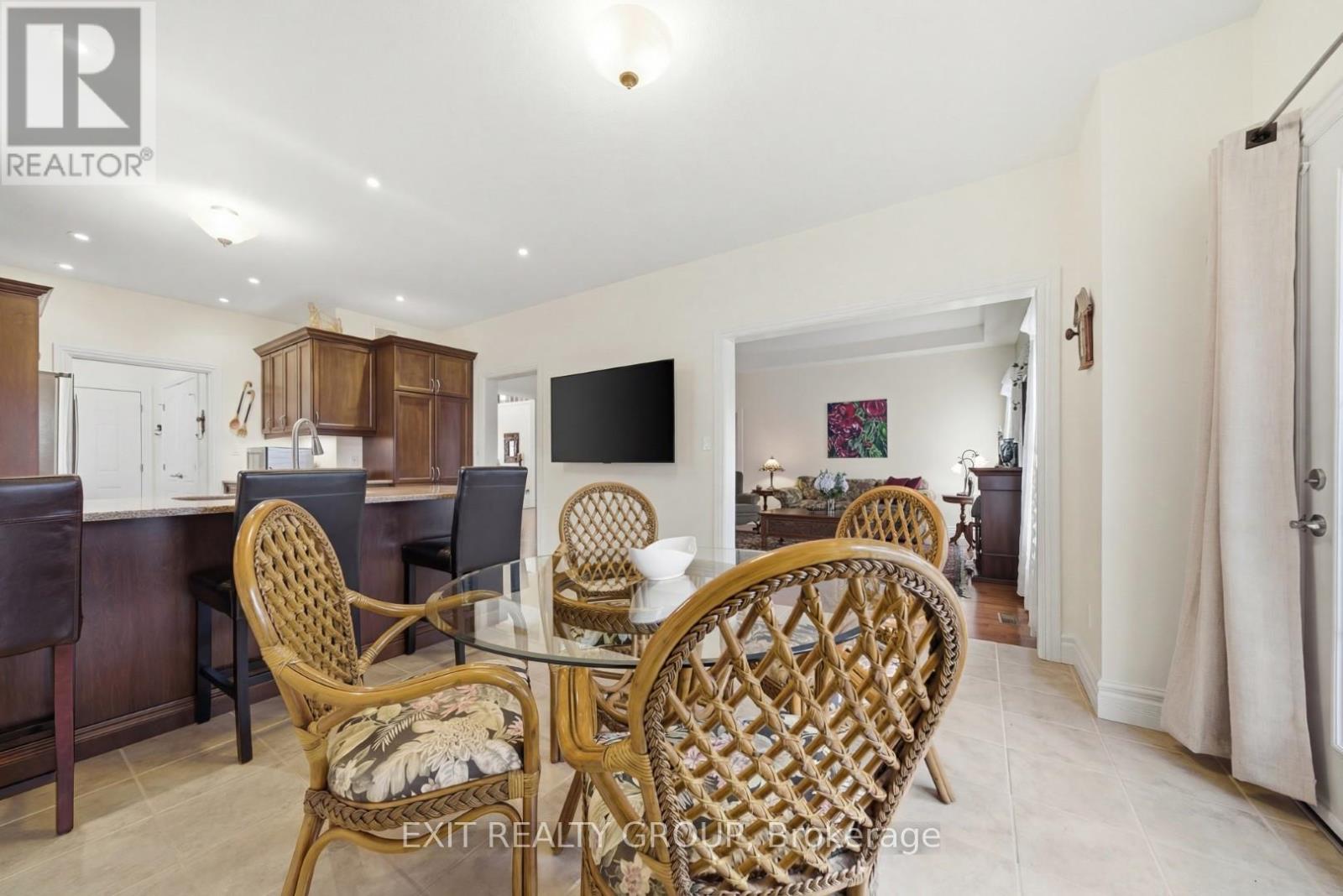 68 Maplehurst Crescent, Prince Edward County, Ontario  K0K 3L0 - Photo 26 - X12934690