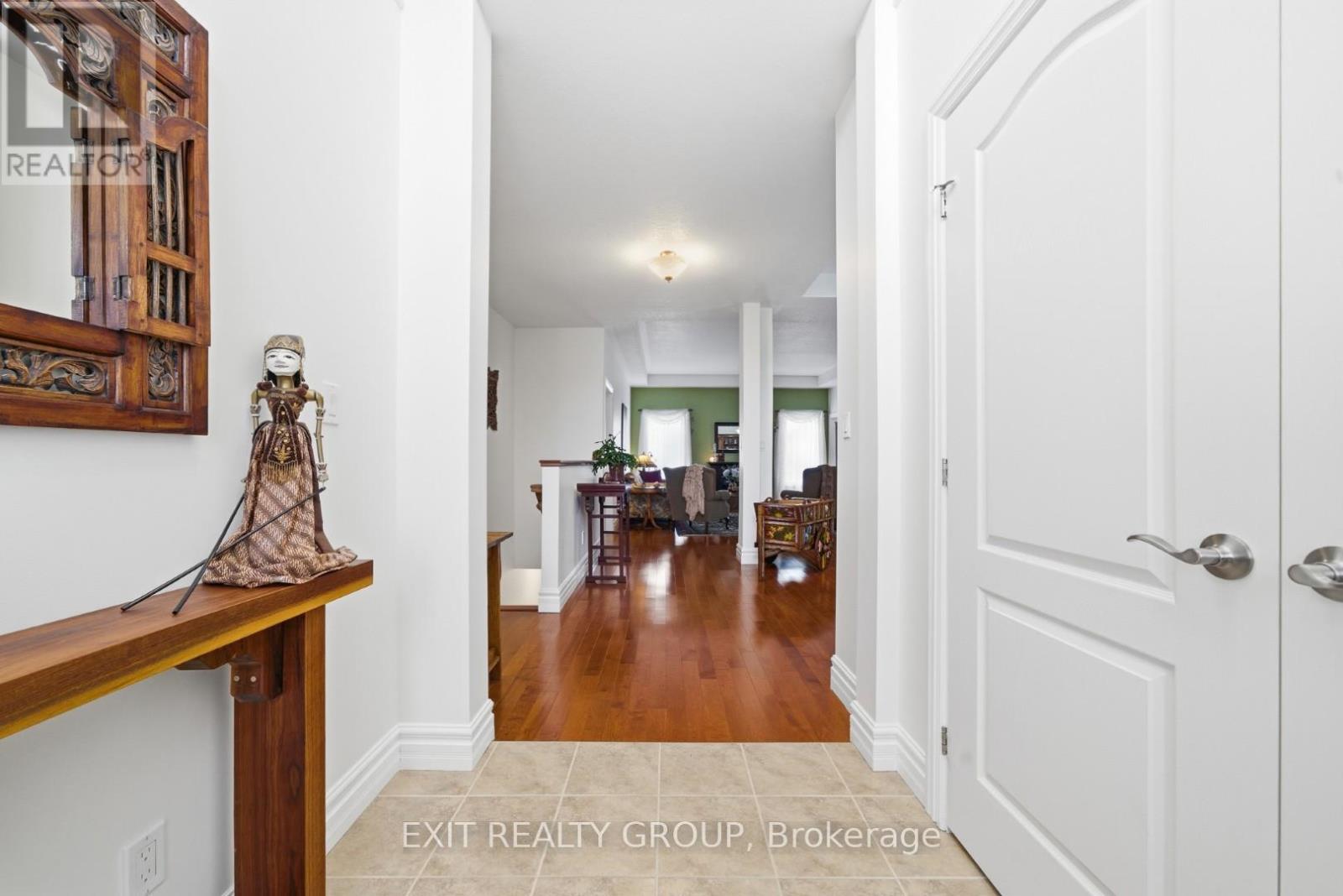 68 Maplehurst Crescent, Prince Edward County, Ontario  K0K 3L0 - Photo 9 - X12934690