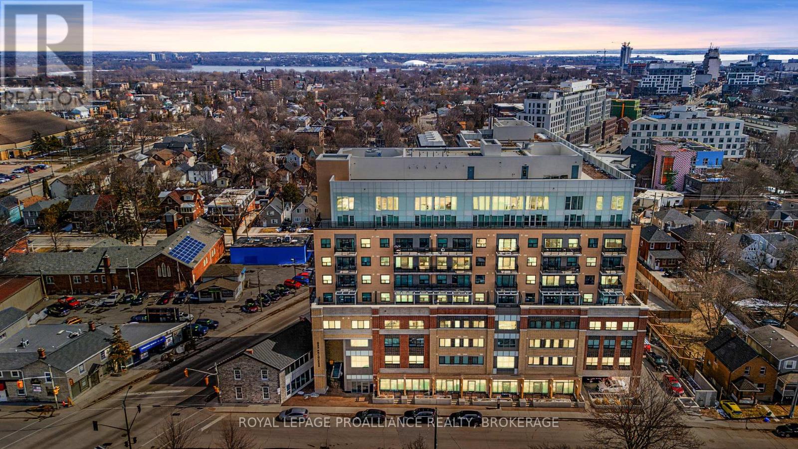 <div class="slider-price">$284,900</div><p>315 - 652 Princess Street, Kingston, Ontario</p>