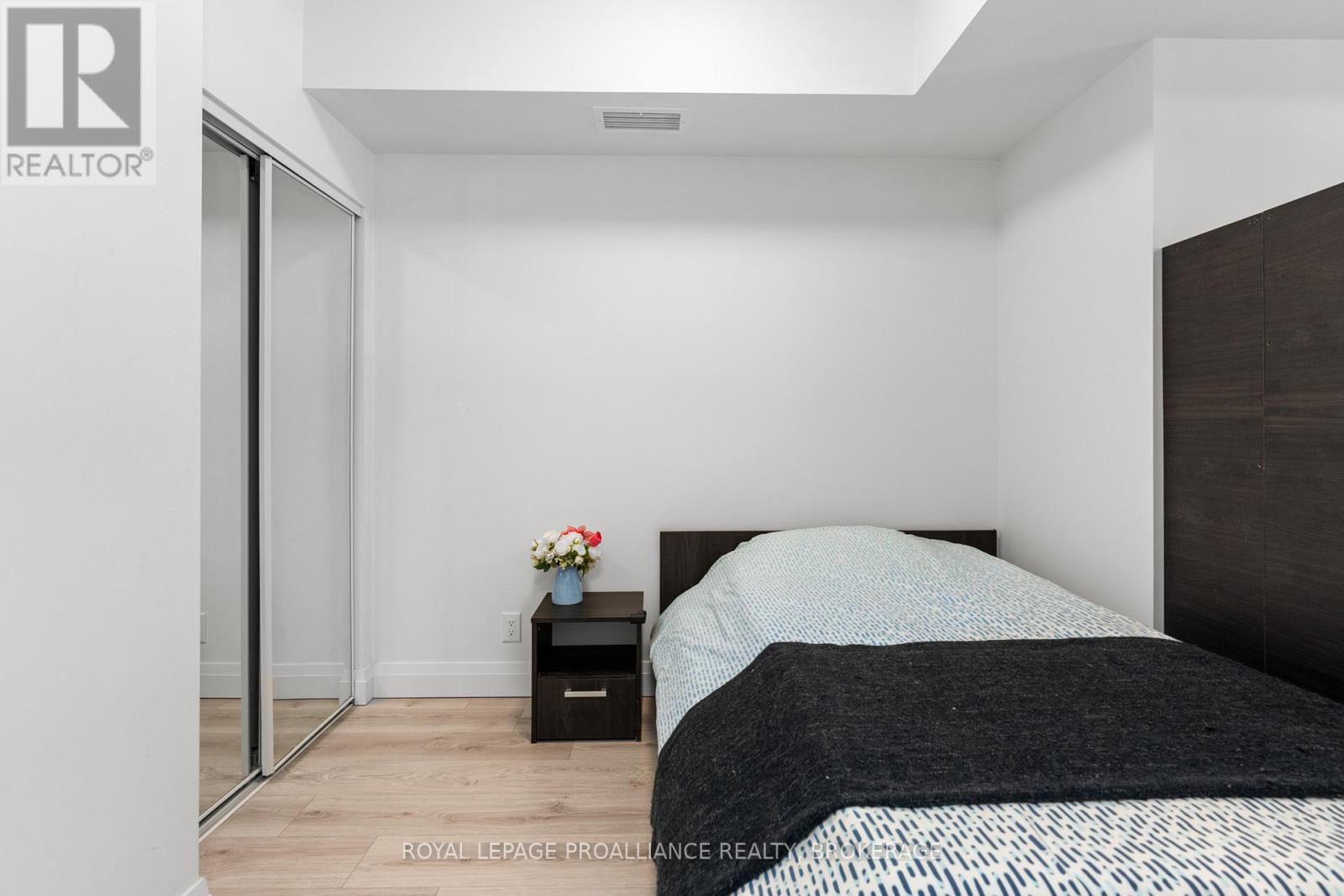 315 - 652 Princess Street, Kingston, Ontario K7L 1E5 - Photo 11 - X12934552