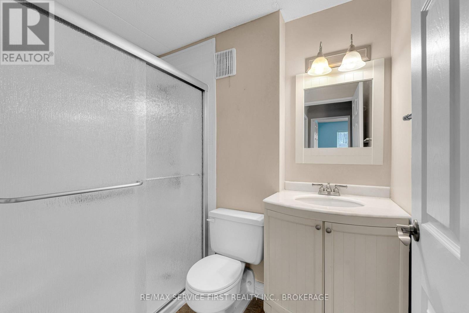 301 - 610 William Street S, Gananoque, Ontario  K7G 3A4 - Photo 34 - X12934688