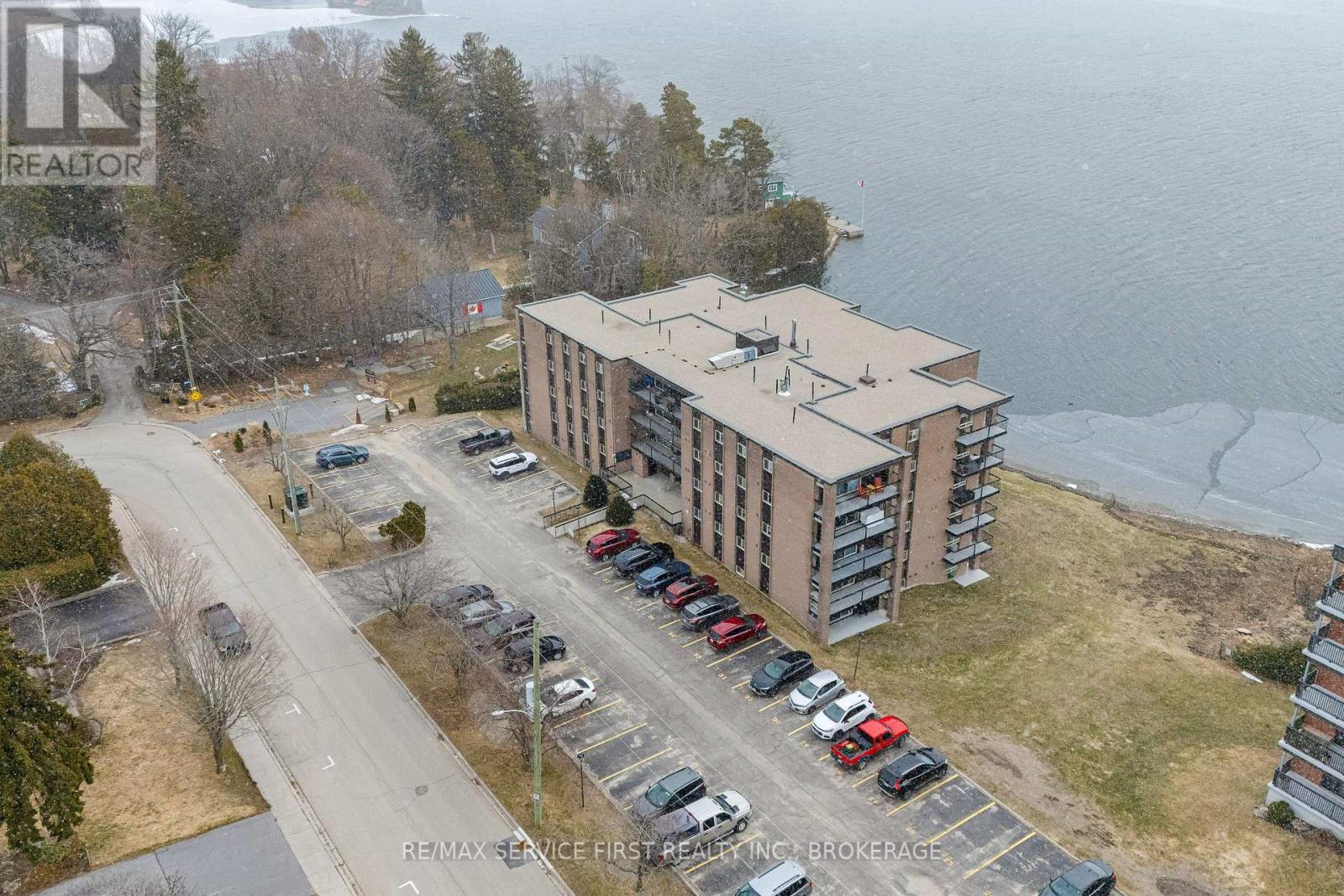 301 - 610 William Street S, Gananoque, Ontario  K7G 3A4 - Photo 4 - X12934688