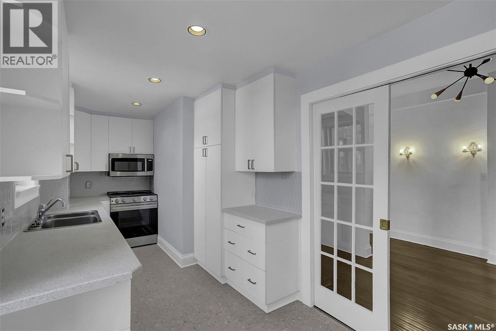 #209 2305 Victoria Avenue, Regina, Saskatchewan  S4P 0S7 - Photo 11 - SK027228