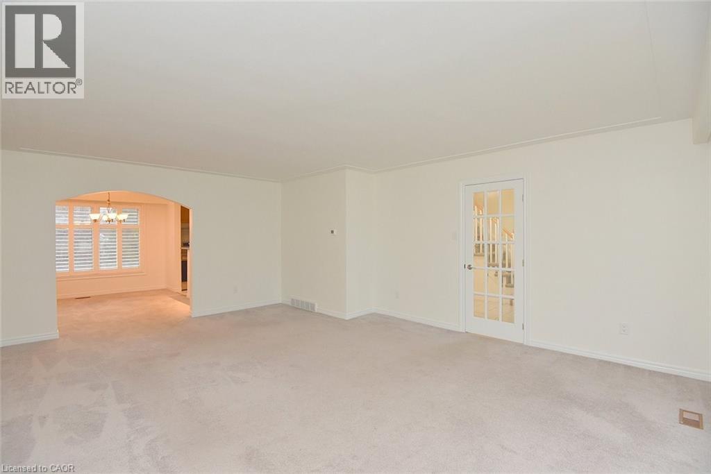 22 San Remo Drive, Hamilton, Ontario  L9C 5N3 - Photo 8 - 40815887