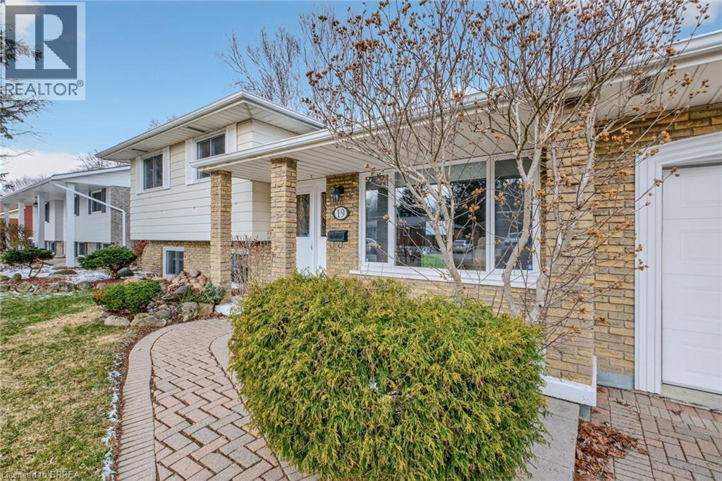 19 Adams Lane, Simcoe, Ontario  N3Y 4P4 - Photo 2 - 40814285