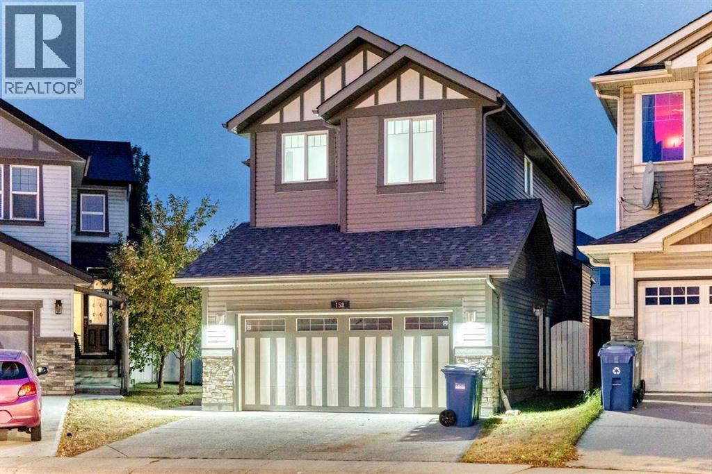158 Valleyview Court SE, Calgary, Alberta  T2B 0K6 - Photo 2 - A2289340