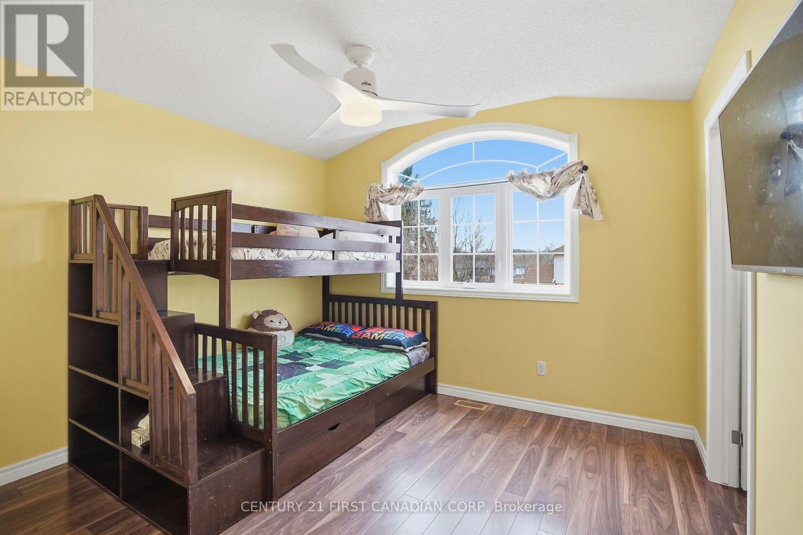 1952 Purcell Drive, London East, Ontario  N5W 0A1 - Photo 28 - X12934564