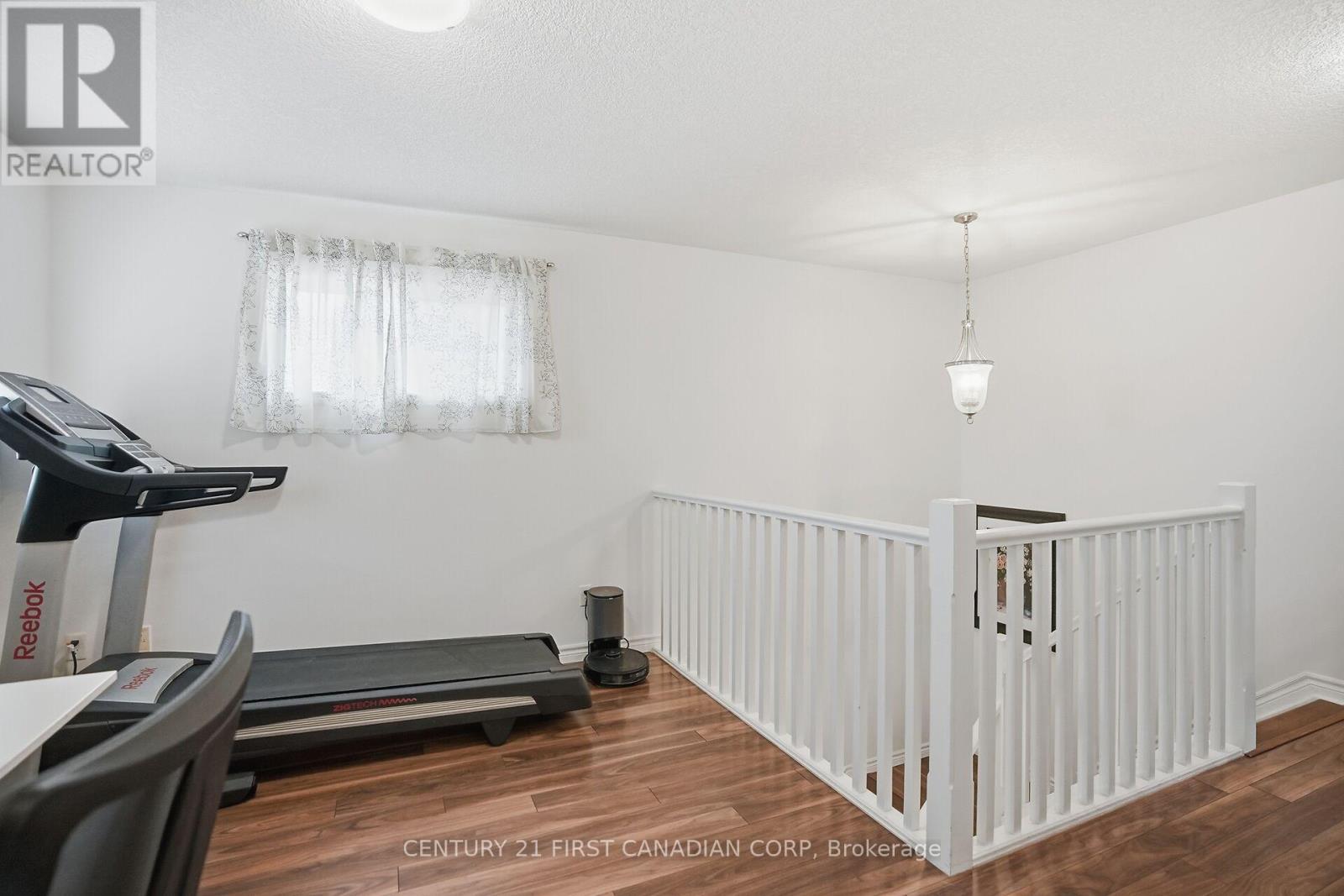 1952 Purcell Drive, London East, Ontario  N5W 0A1 - Photo 32 - X12934564