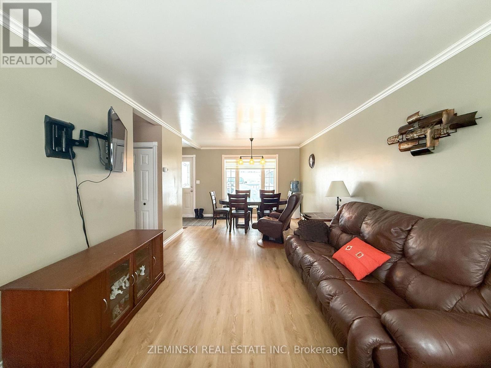 4027 Highway 11 Highway S, Black River-Matheson, Ontario  P0K 1R0 - Photo 7 - T12934576