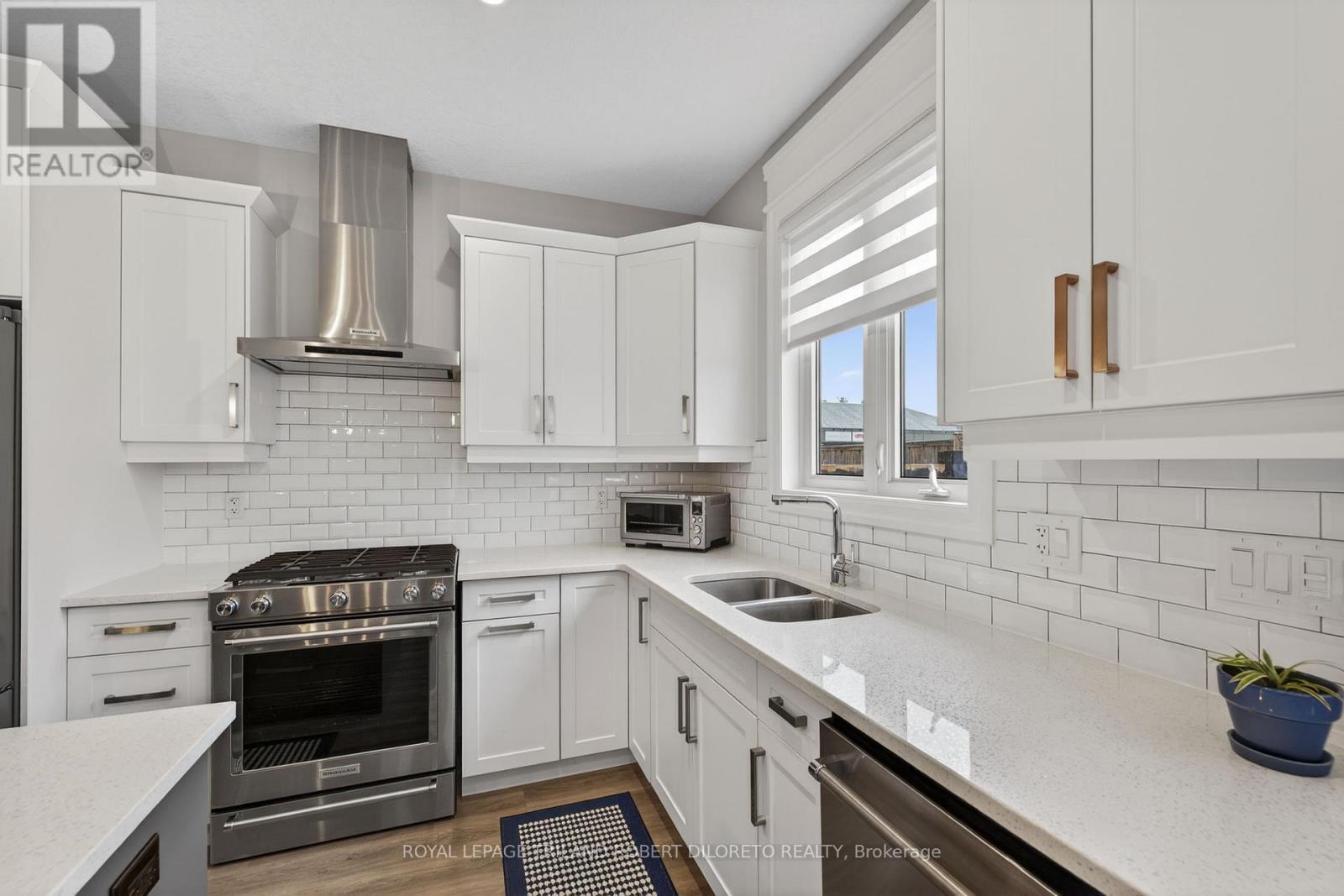 122 - 9861 Glendon Drive, Middlesex Centre, Ontario  N0L 1R0 - Photo 14 - X12934648