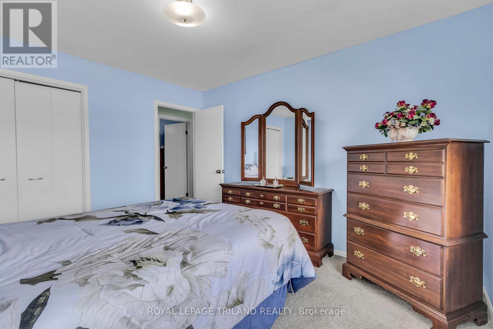 370 Station Street, North Middlesex, Ontario  N0M 2K0 - Photo 32 - X12934662