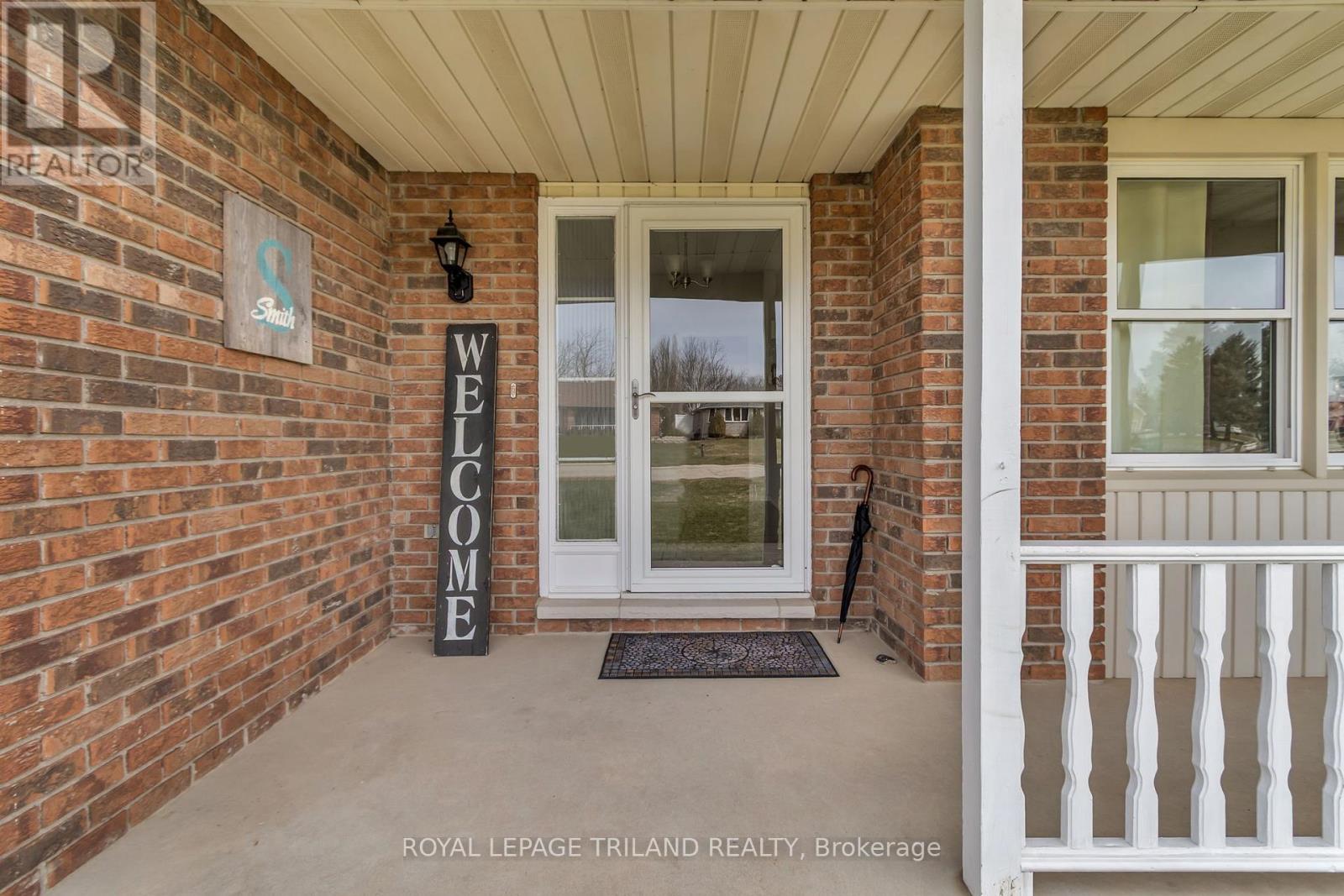 370 Station Street, North Middlesex, Ontario  N0M 2K0 - Photo 5 - X12934662