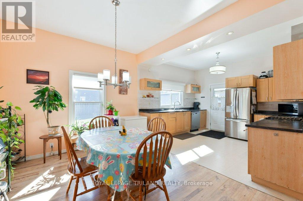 94 Steele Street, St. Thomas, Ontario  N5R 2Y5 - Photo 13 - X12934716